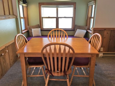 Dining area seats up to 6