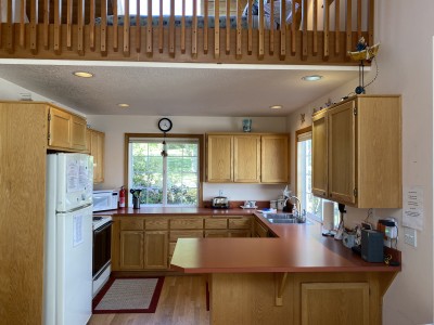 Kitchen - Loft above it.