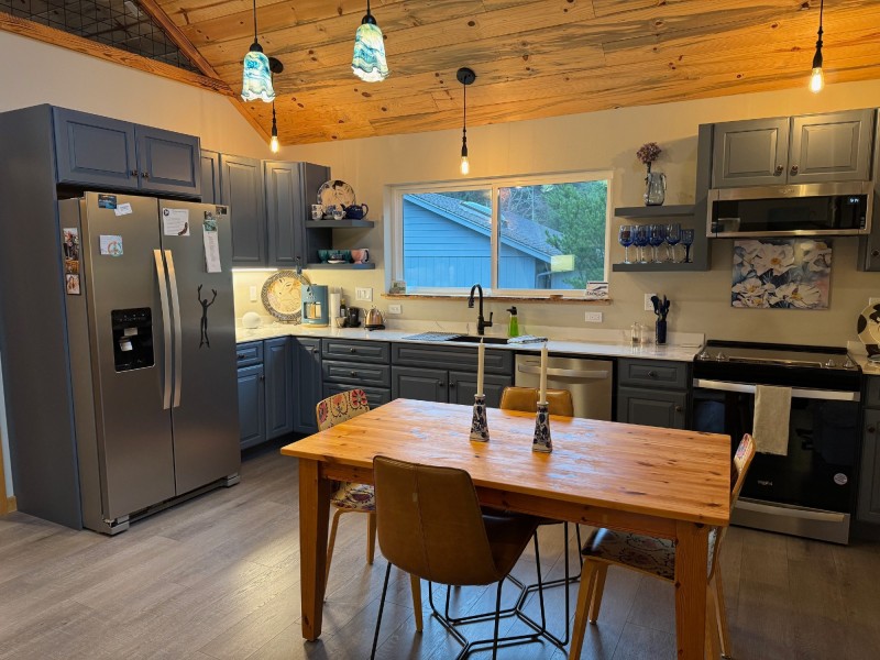Kitchen and dining area